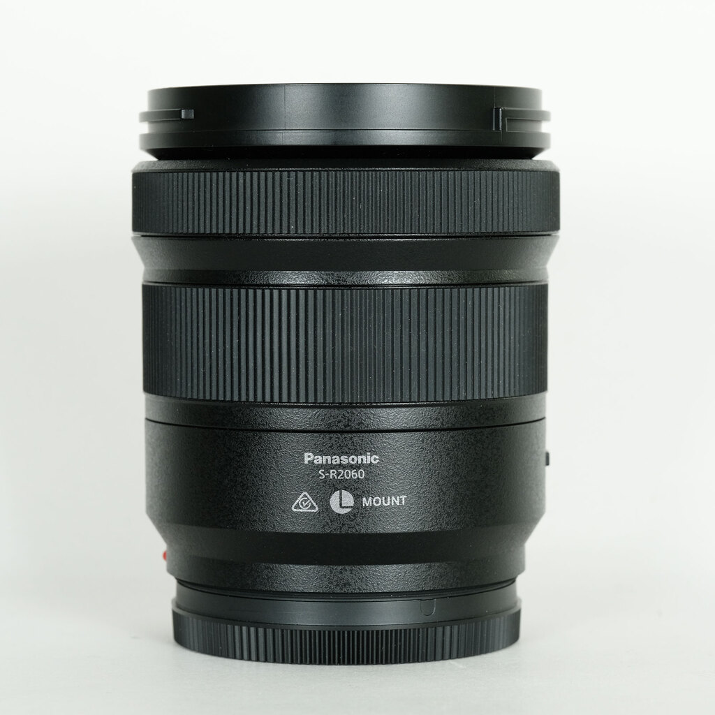 Panasonic LUMIX S 20-60mm F3.5-5.6 Panasonic LUMIX S 20-60mm F3.5-5.6