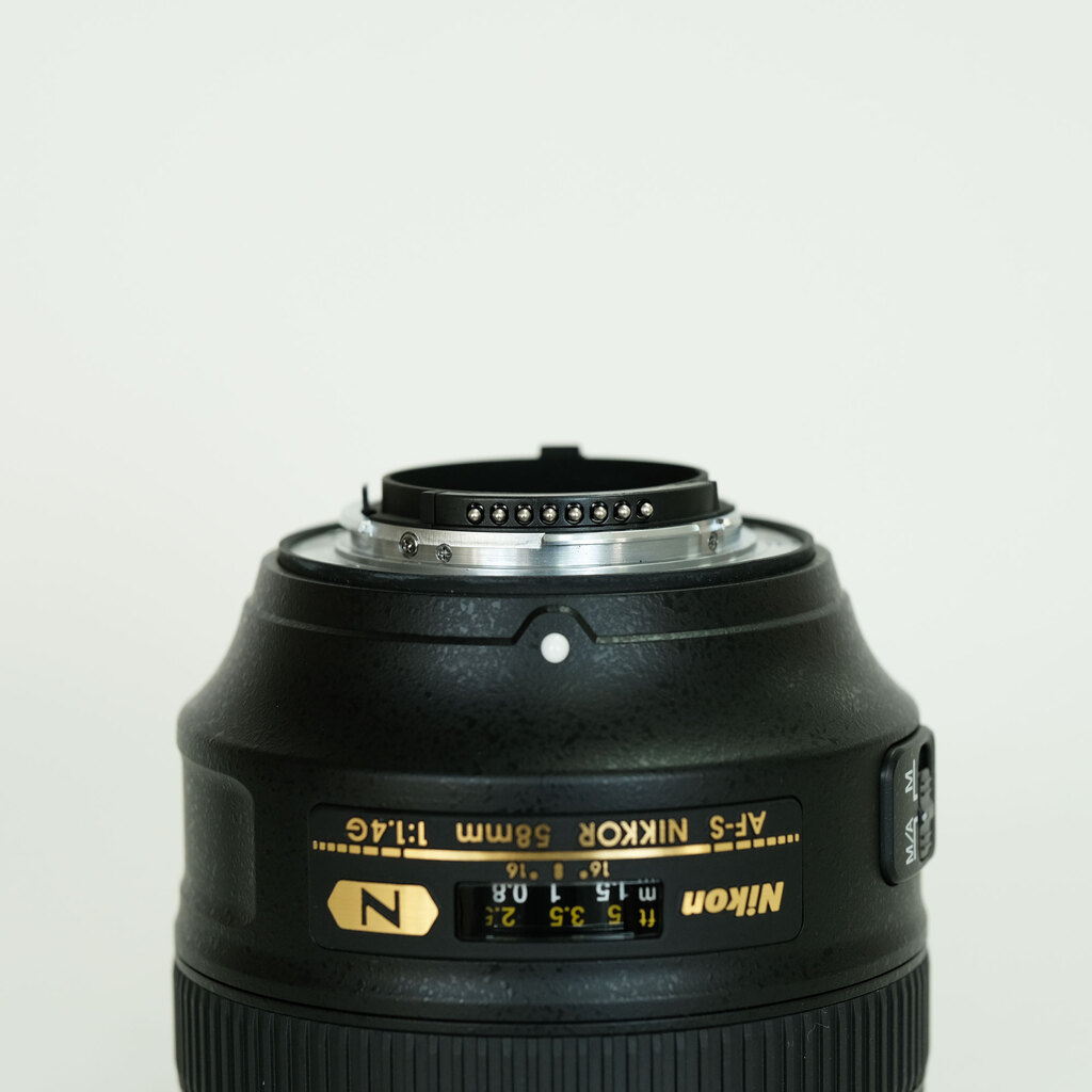 Nikon AF-S NIKKOR 58mm f/1.4G Nikon AF-S NIKKOR 58mm f/1.4G