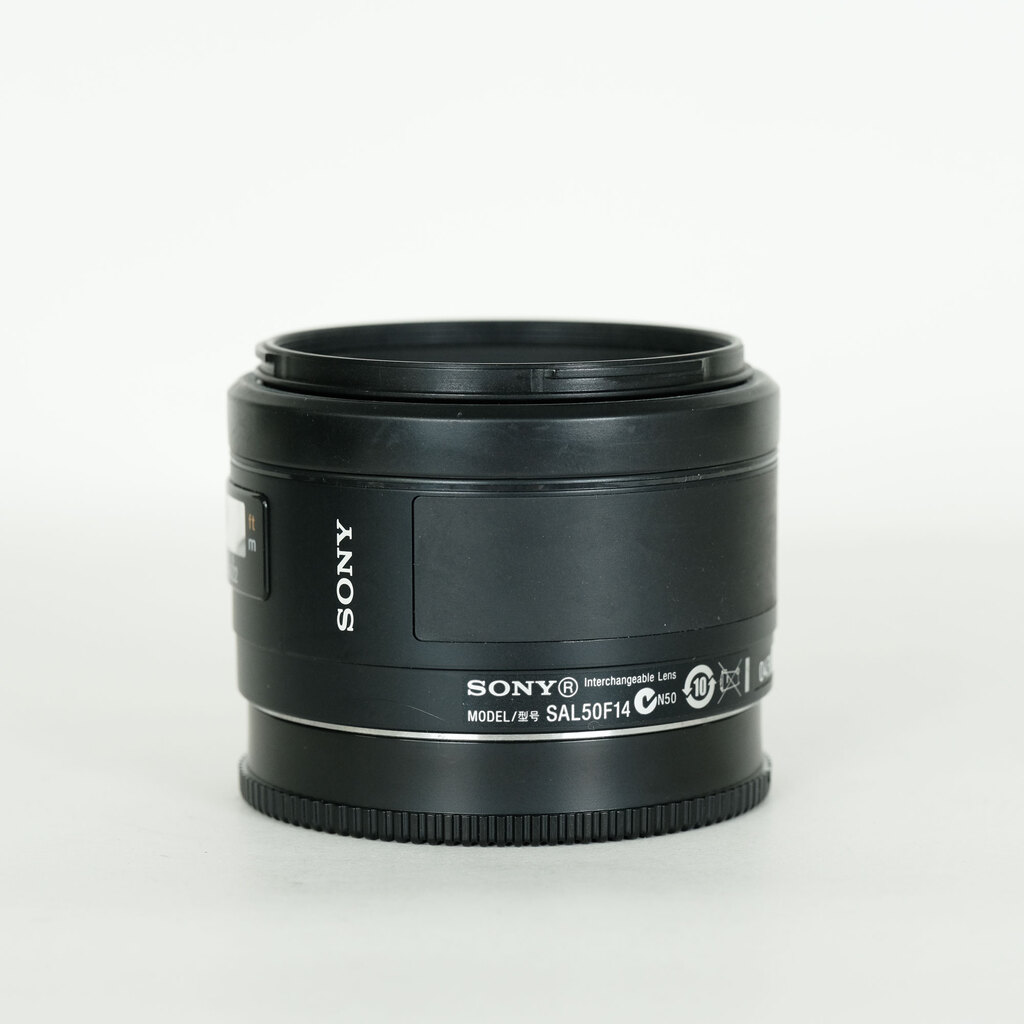 SONY 50mm F1.4 SAL50F14 SONY 50mm F1.4 SAL50F14