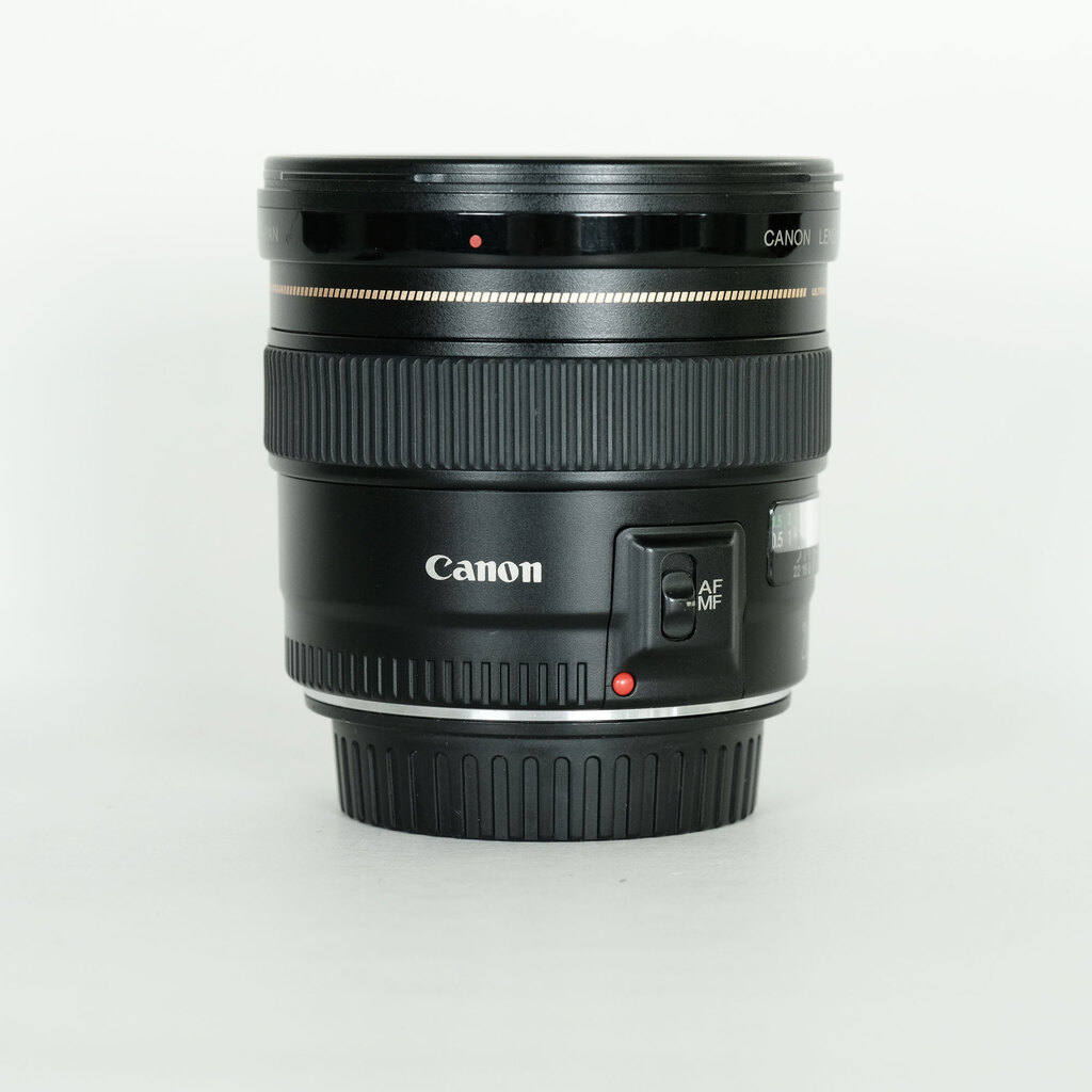 Canon EF20mm F2.8 USM Canon EF20mm F2.8 USM