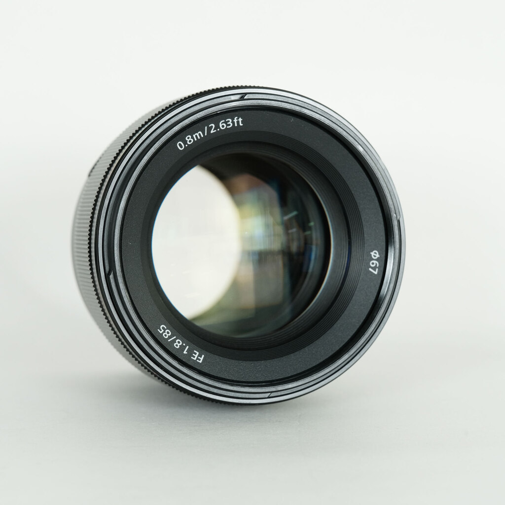SONY FE 85mm F1.8 SEL85F18の出品 | ONE SCENE（ワンシーン）