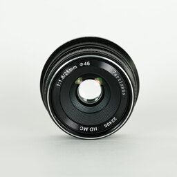 七工匠 7artisans 25mm F1.8 (フジフイルムX用) ブラック