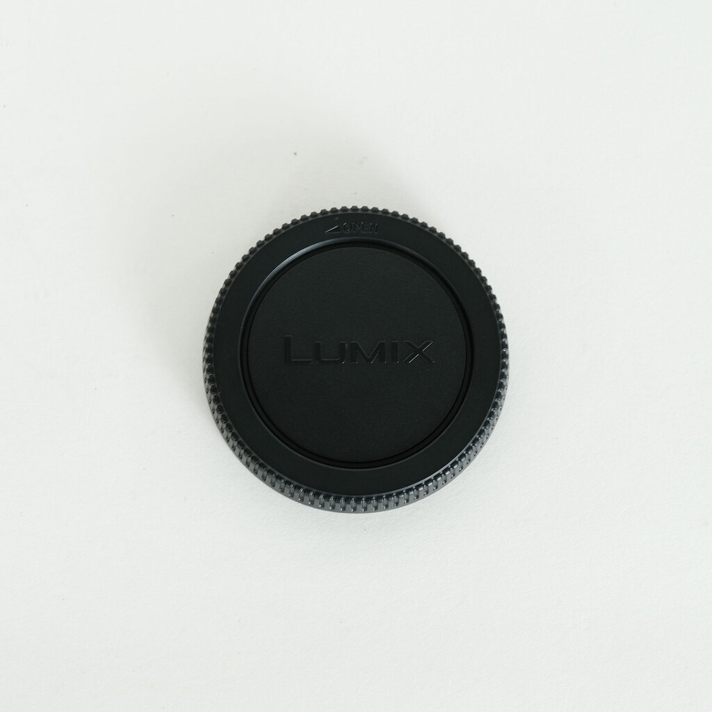 Panasonic LUMIX G VARIO 35-100mm / F4.0-5.6 ASPH. / MEGA O.I.S. Panasonic LUMIX G VARIO 35-100mm / F4.0-5.6 ASPH. / MEGA O.I.S.