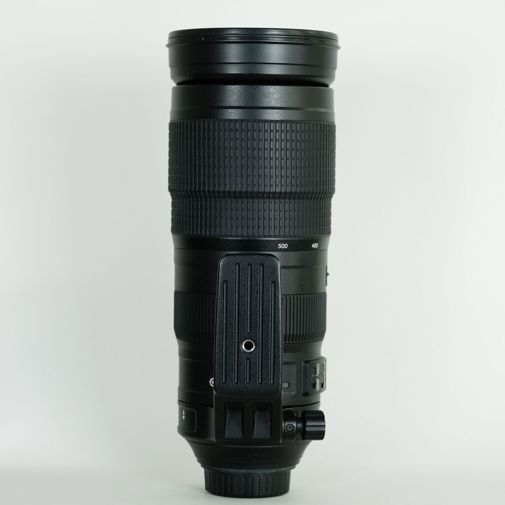 Nikon AF-S NIKKOR 200-500mm f/5.6E ED VR Nikon AF-S NIKKOR 200-500mm f/5.6E ED VR