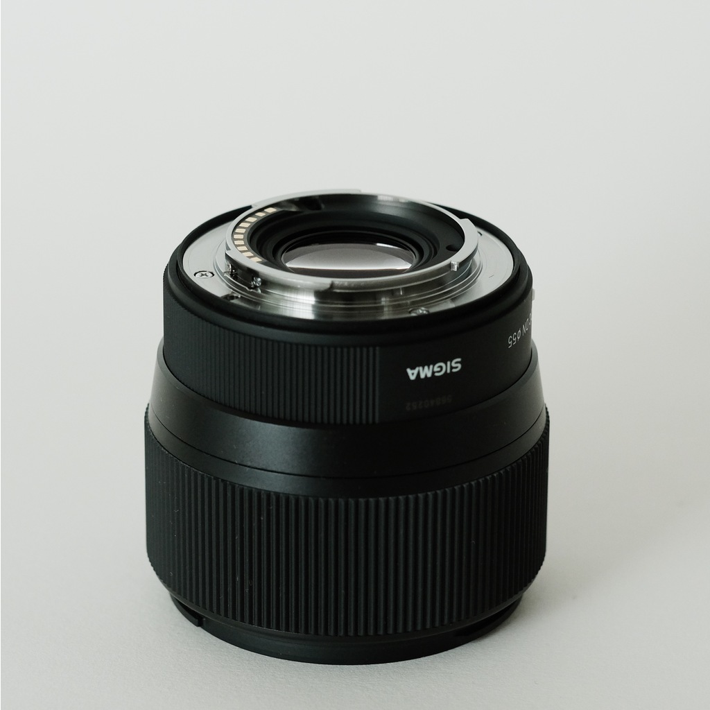 SIGMA 56mm F1.4 DC DN｜Contemporary [フジフイルムX用]