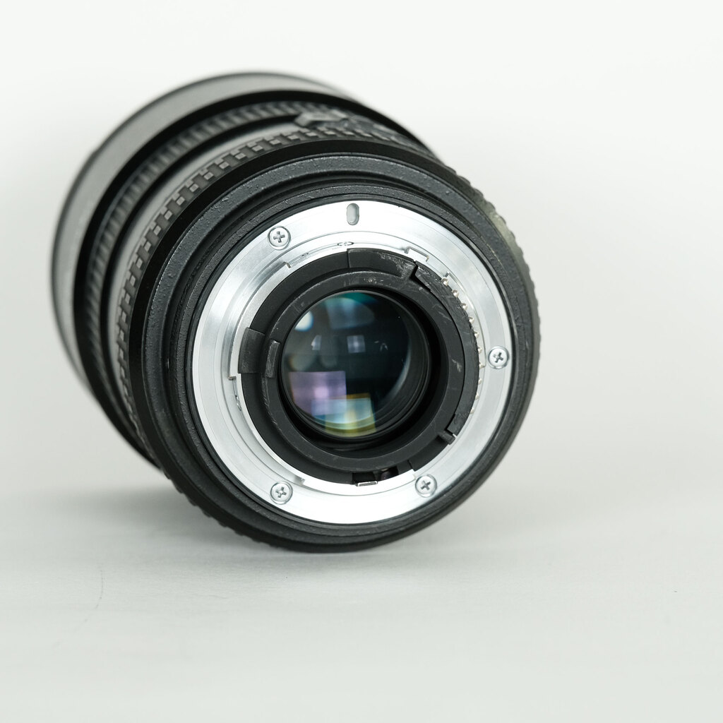 Nikon AF-S DX Zoom-Nikkor 17-55mm f/2.8G IF-ED