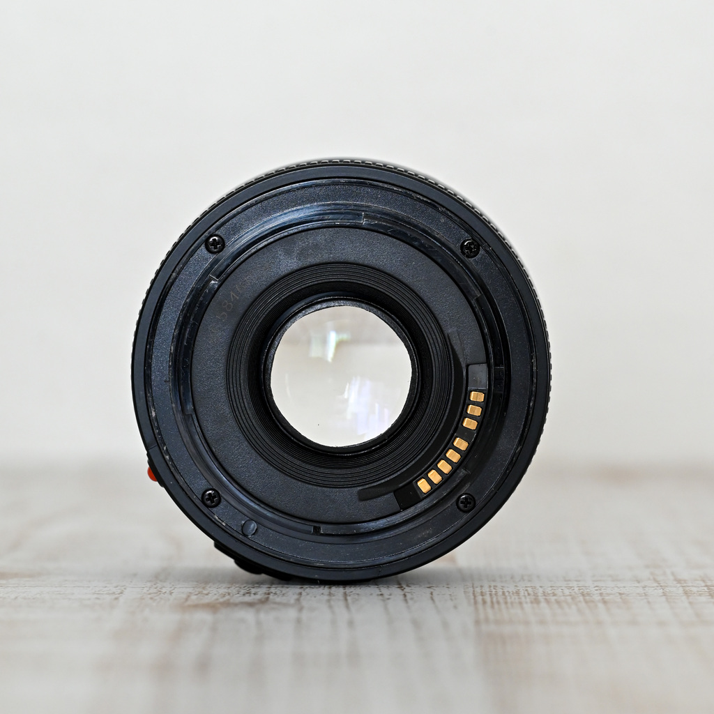 YONGNUO YN50mm F1.8 [キヤノンEF用]