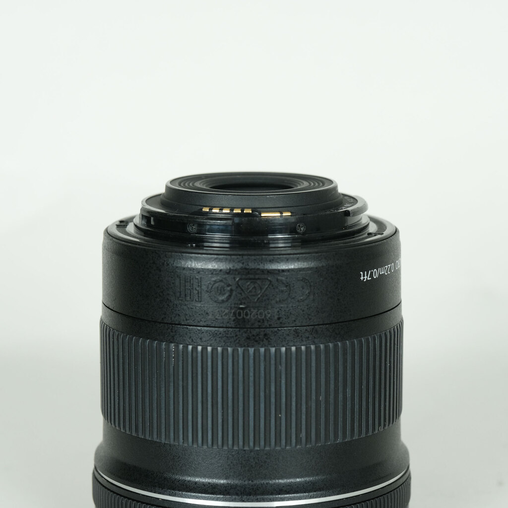 Canon EF-S10-18mm F4.5-5.6 IS STM Canon EF-S10-18mm F4.5-5.6 IS STM