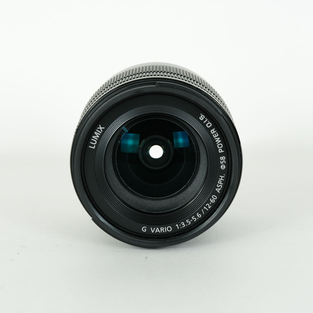 Panasonic LUMIX G VARIO 12-60mm / F3.5-5.6 ASPH. / POWER O.I.S. Panasonic LUMIX G VARIO 12-60mm / F3.5-5.6 ASPH. / POWER O.I.S.