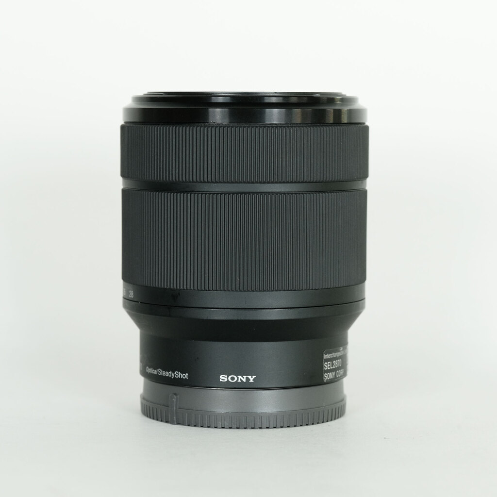 ジャンク品 SONY SEL2870 ジャンク品 SONY Vario-Tessar T* E 16-70mm F4 ZA OSS SEL1670Z