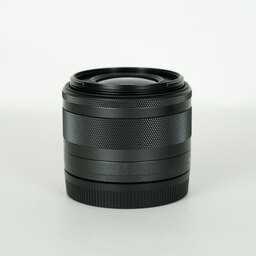Canon EF-M15-45mm F3.5-6.3 IS STM Canon EF-M15-45mm F3.5-6.3 IS STM