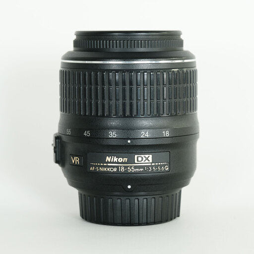 Nikon AF-S DX NIKKOR 18-55mm F3.5-5.6 G VR
