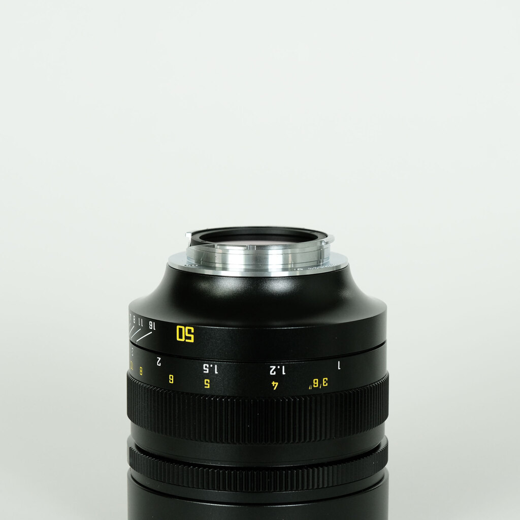 中一光学 SPEEDMASTER 50mm F0.95 ライカM用 ブラック 中一光学 SPEEDMASTER 50mm F0.95 ライカM用 ブラック