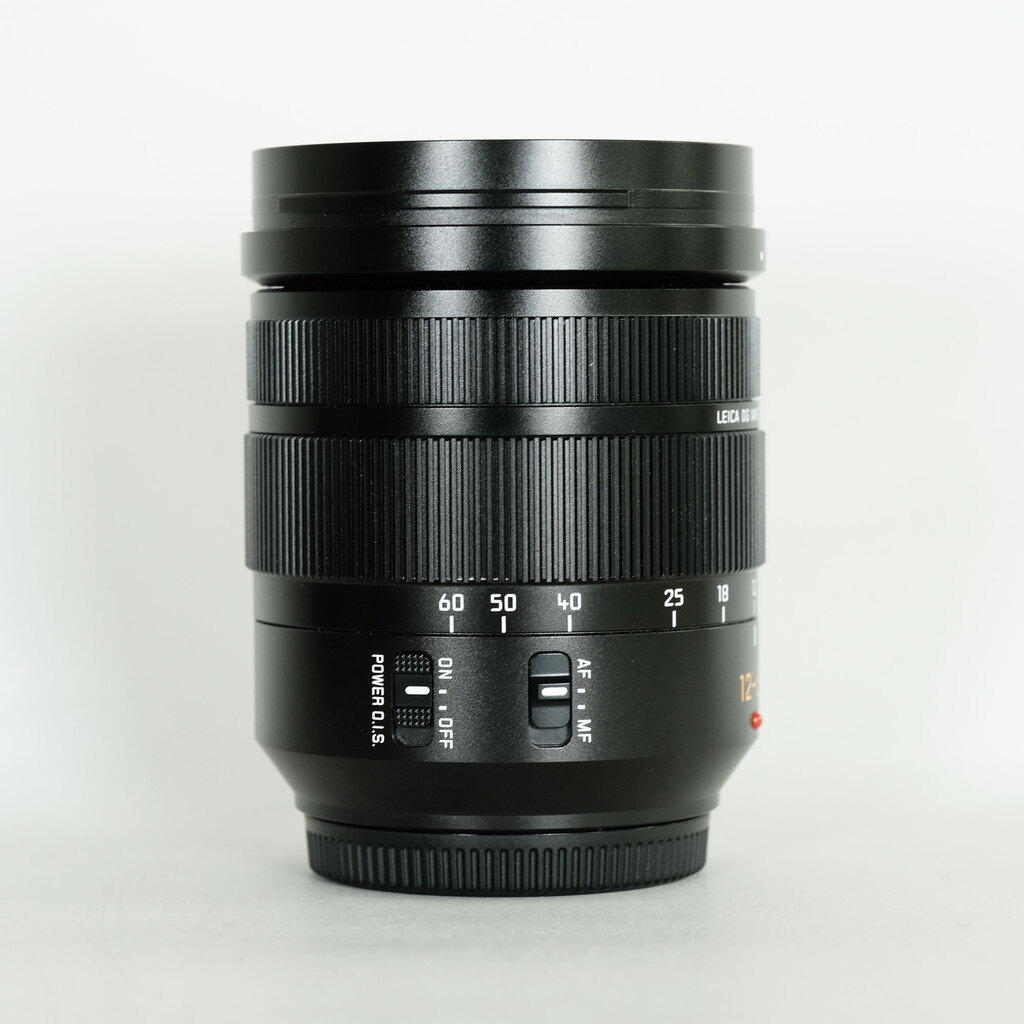 Panasonic LEICA DG VARIO-ELMARIT 12-60mm / F2.8-4.0 ASPH. / POWER O.I.S. Panasonic LEICA DG VARIO-ELMARIT 12-60mm / F2.8-4.0 ASPH. / POWER O.I.S.