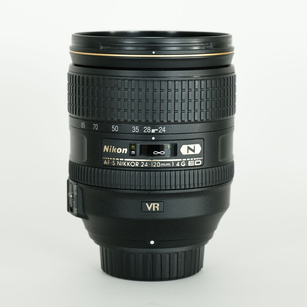Nikon AF-S NIKKOR 24-120mm f/4G ED VR Nikon AF-S NIKKOR 24-120mm f/4G ED VR