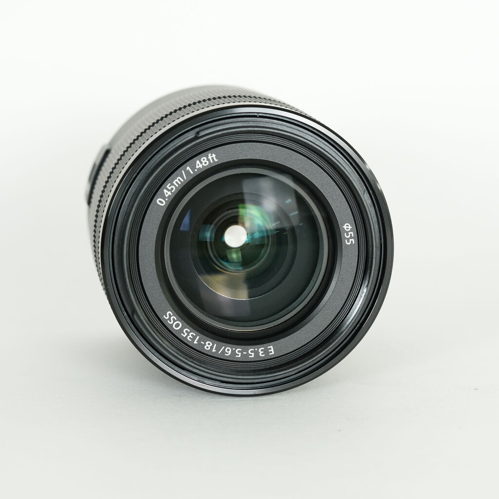 SONY E 18-135mm F3.5-5.6 OSS SEL18135