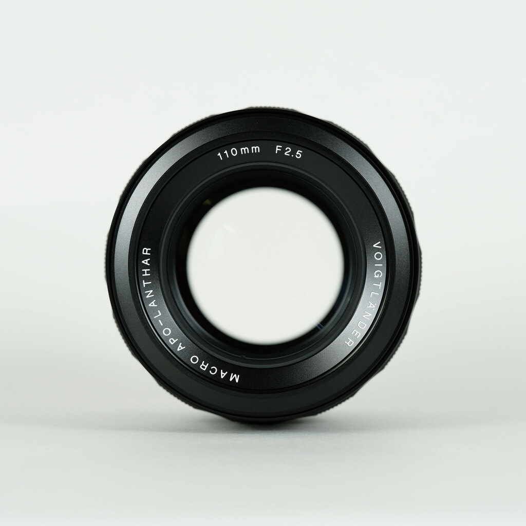Voigtlander MACRO APO-LANTHAR 110mm F2.5 E-mount(ソニーE用) Voigtlander MACRO APO-LANTHAR 110mm F2.5 E-mount(ソニーE用)