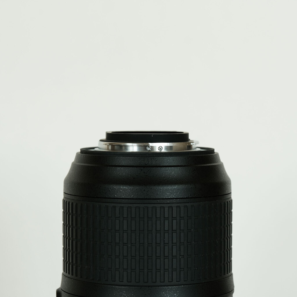 Nikon AF-S NIKKOR 24-70mm f/2.8E ED VR Nikon AF-S NIKKOR 24-70mm f/2.8E ED VR