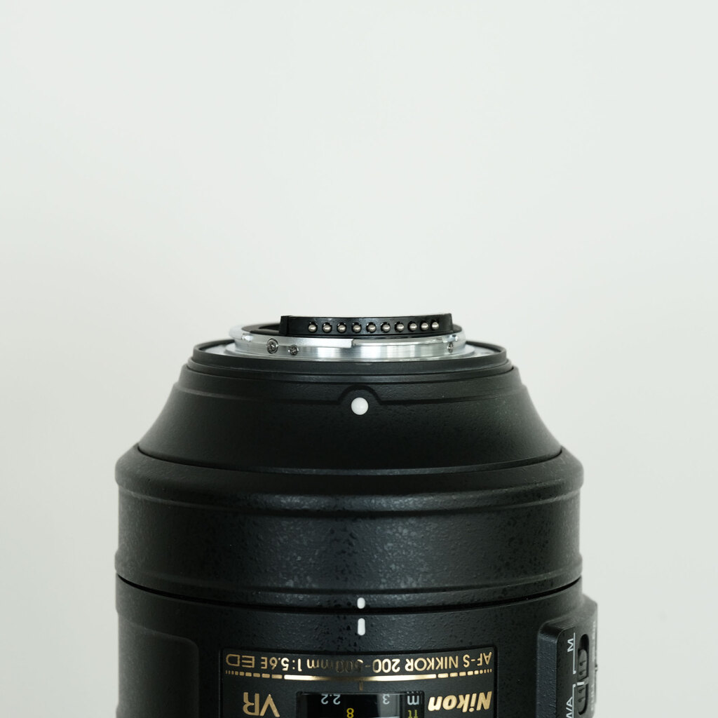 Nikon AF-S NIKKOR 200-500mm f/5.6E ED VR Nikon AF-S NIKKOR 200-500mm f/5.6E ED VR