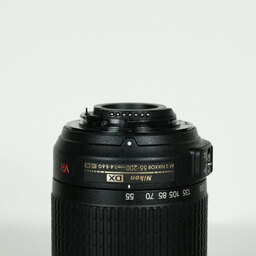 Nikon AF-S DX VR Zoom-Nikkor 55-200mm F4-5.6G IF-ED