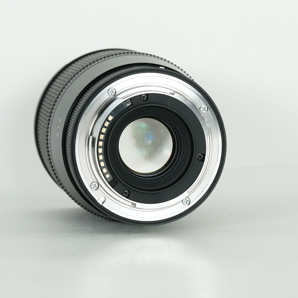 SIGMA 16mm F1.4 DC DN Eマウント 美品 フードキャップ付き 新品)SIGMA (シグマ) Contemporary 16mm F1.4 DC DN (ニコンZ
