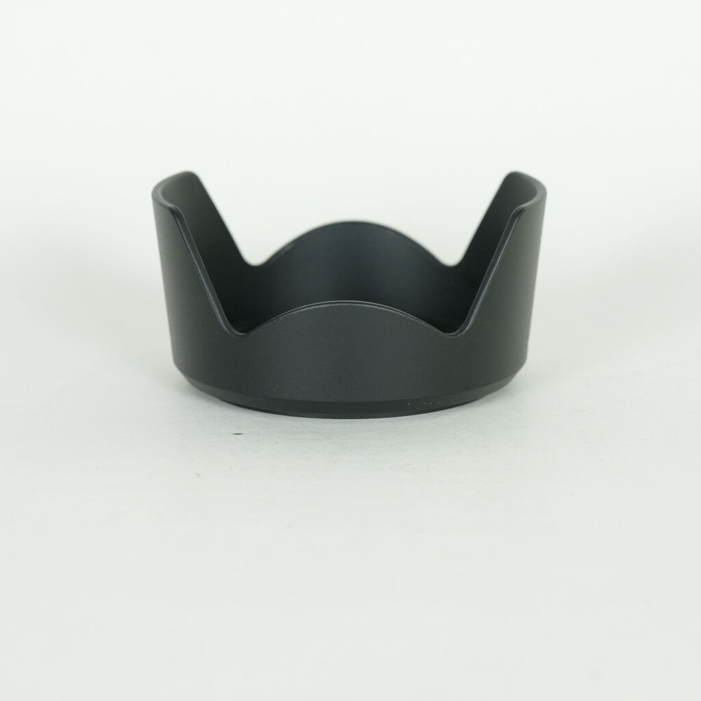 SONY E 18-135mm F3.5-5.6 OSS SEL18135 SONY E 18-135mm F3.5-5.6 OSS SEL18135