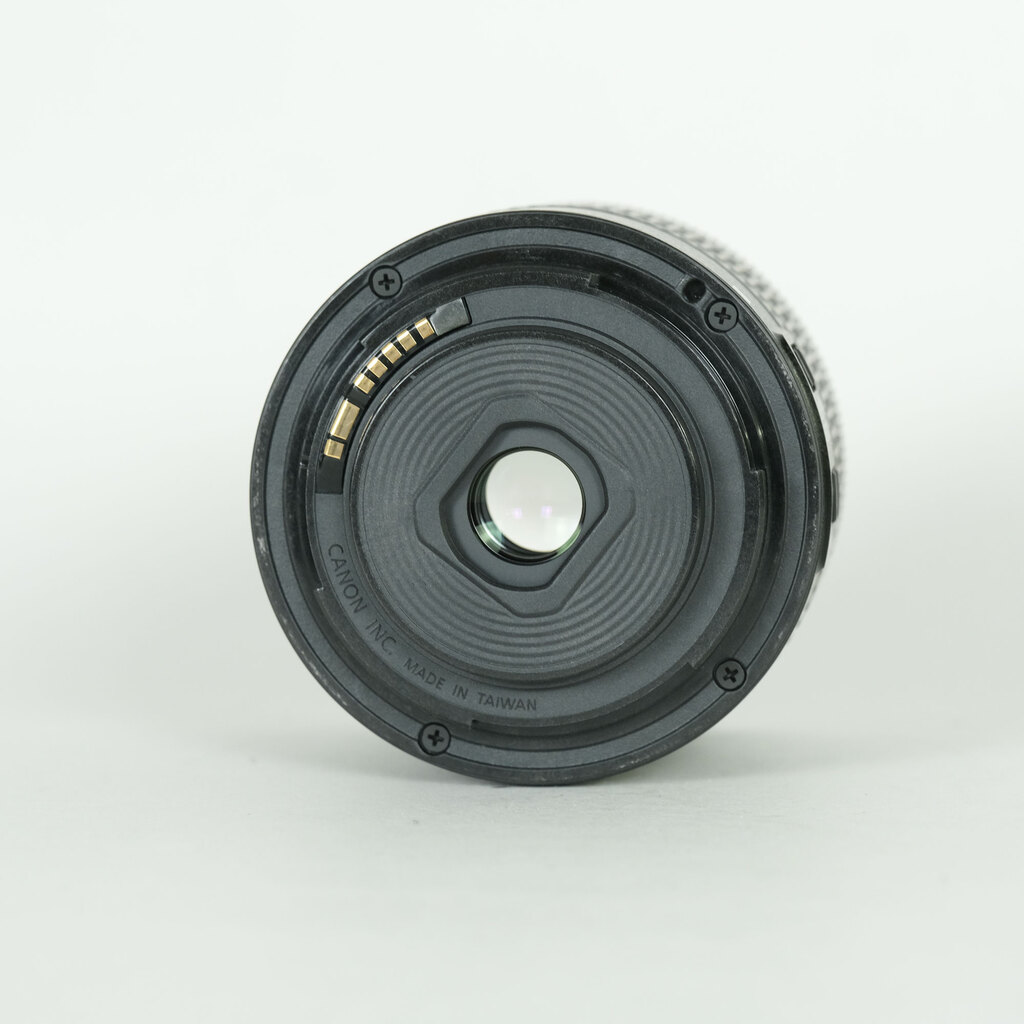 Canon EF-S18-55mm F3.5-5.6 IS STM Canon EF-S18-55mm F3.5-5.6 IS STM