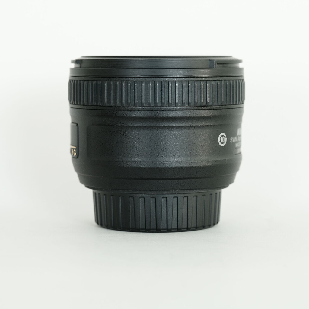 Nikon AF-S NIKKOR 50mm f/1.8G Nikon AF-S NIKKOR 50mm f/1.8G