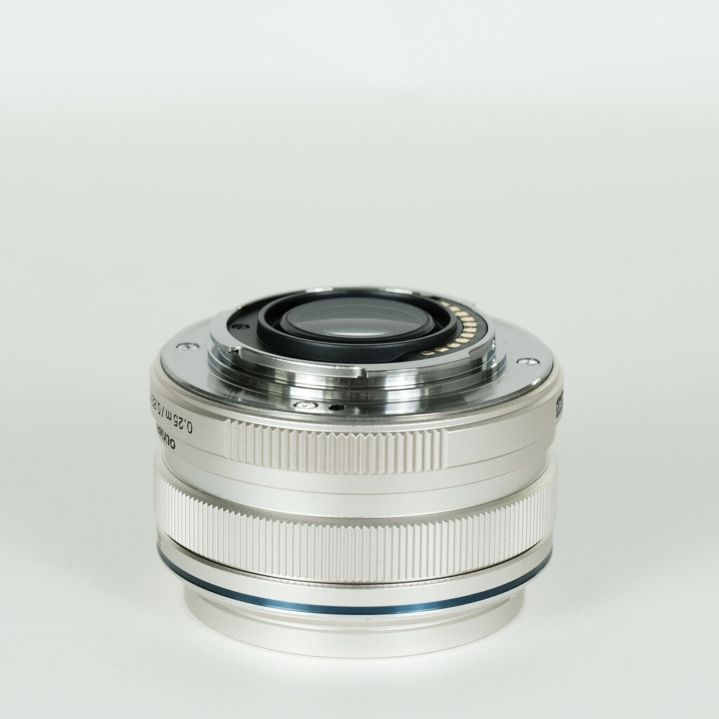 OLYMPUS M.ZUIKO DIGITAL 17mm F1.8