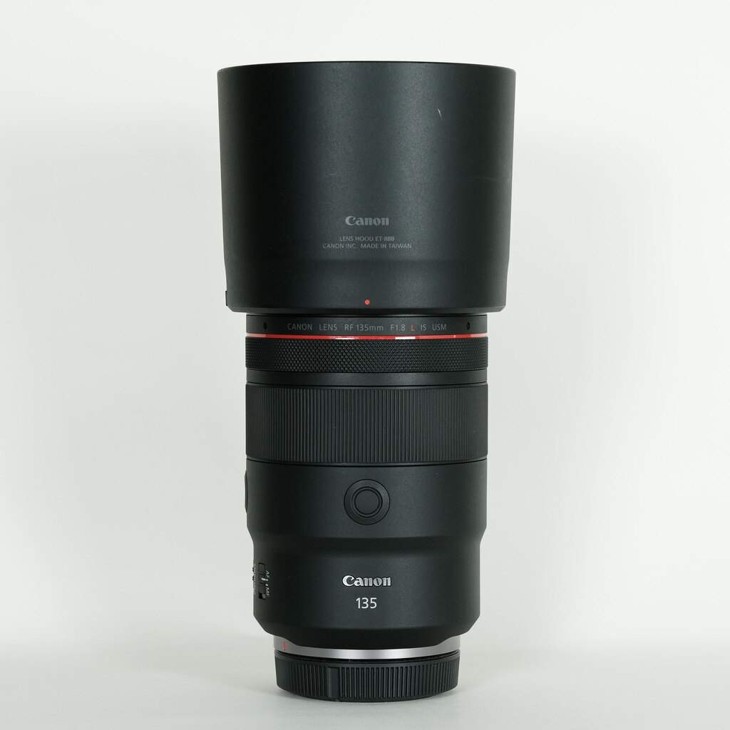 RF135mm F1.8 L IS USM：通販 | RFレンズ - キヤノンオンライン