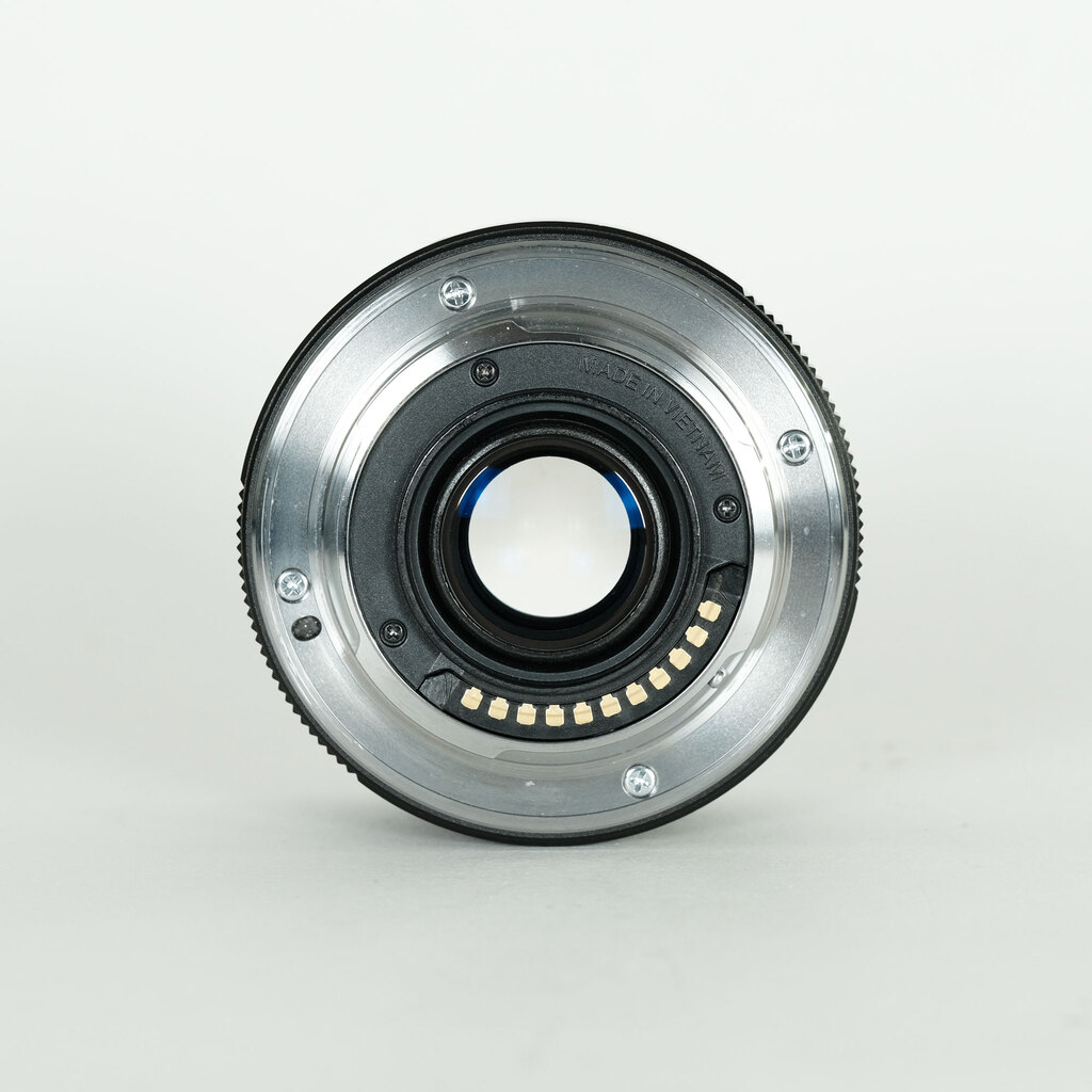 OLYMPUS M.ZUIKO DIGITAL 17mm F1.8