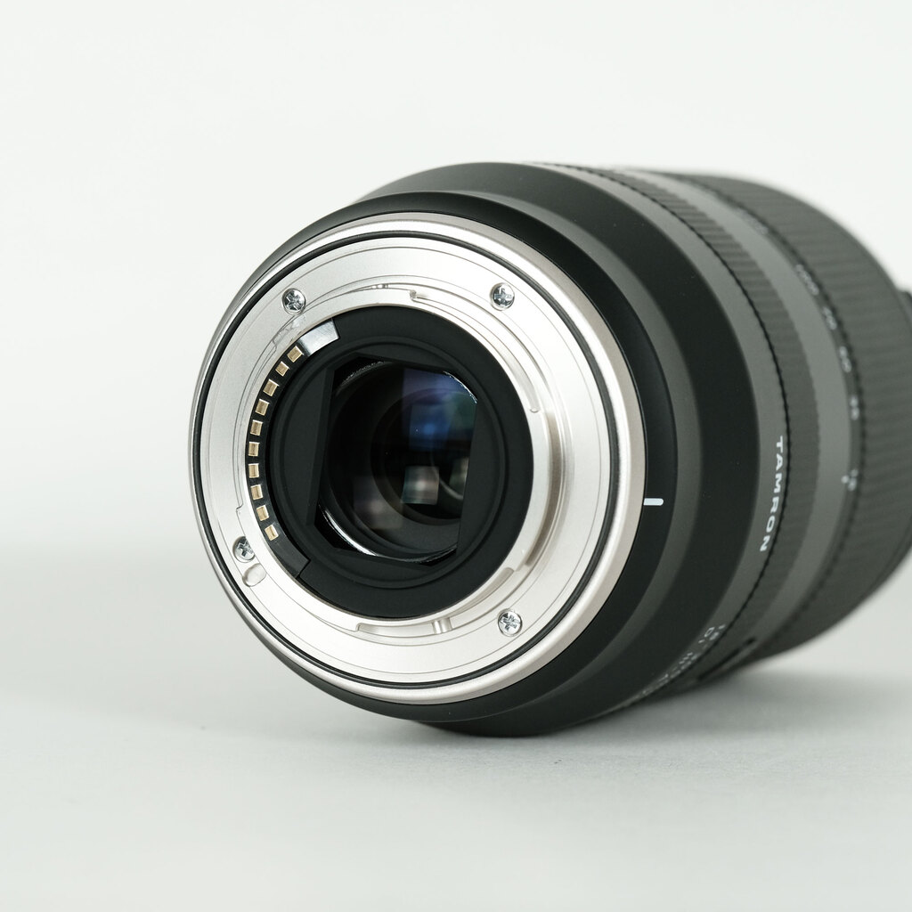 TAMRON 18-300mm F/3.5-6.3 Di III-A VC VXD (Model B061) [フジフイルムX用]