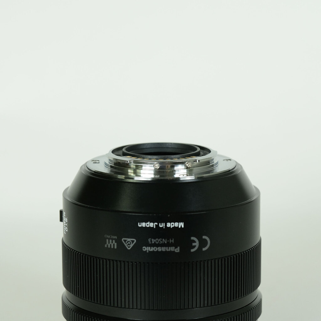 Panasonic LEICA DG NOCTICRON 42.5mm / F1.2 ASPH. / POWER O.I.S.