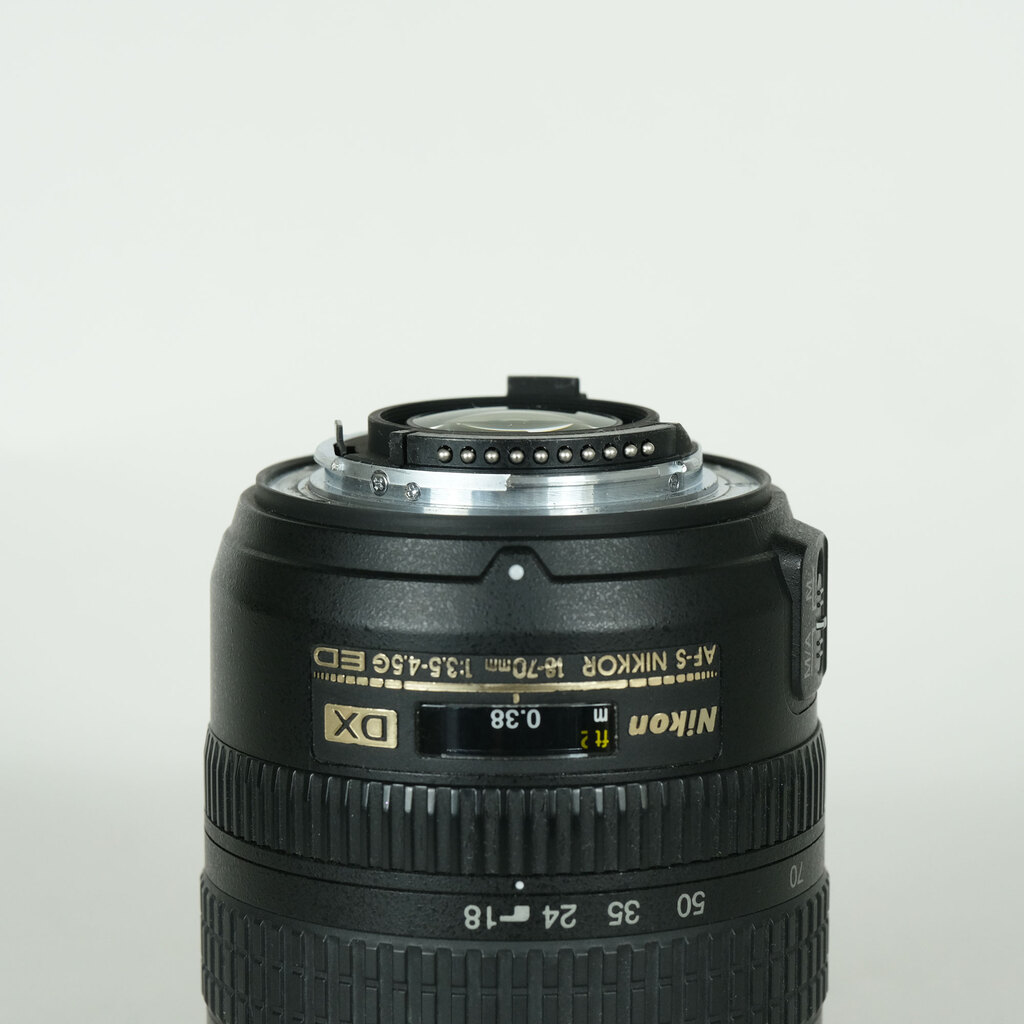 Nikon AF-S DX 18-70mm F3.5-4.5G(IF) Nikon AF-S DX 18-70mm F3.5-4.5G(IF)