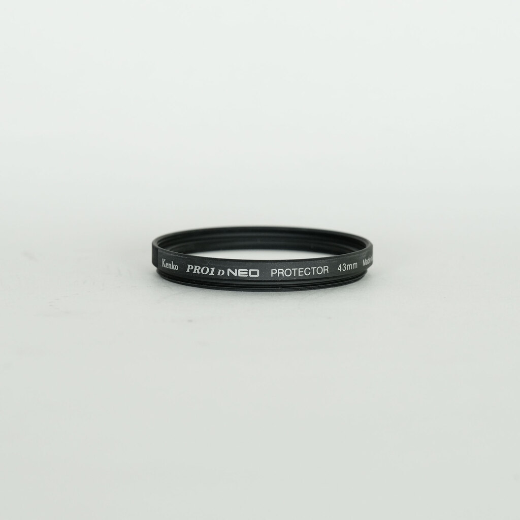 Canon RF50mm F1.8 STM Canon RF50mm F1.8 STM