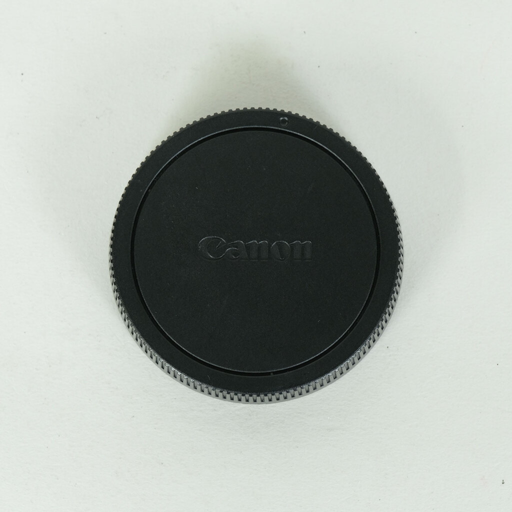 Canon EF-M22mm F2 STM