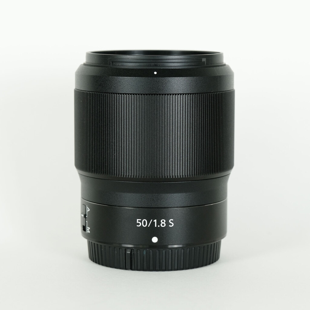 極美品 Nikon AF-S NIKKOR 50mm f/1.8G ニコン NIKKOR Z 50mm f/1.8 S 価格比較 - 価格.com