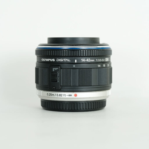 OLYMPUS M.ZUIKO DIGITAL ED 14-42mm F3.5-5.6 OLYMPUS M.ZUIKO DIGITAL ED 14-42mm F3.5-5.6