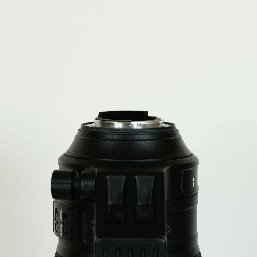 Nikon AF-S NIKKOR 200-500mm f/5.6E ED VR Nikon AF-S NIKKOR 200-500mm f/5.6E ED VR