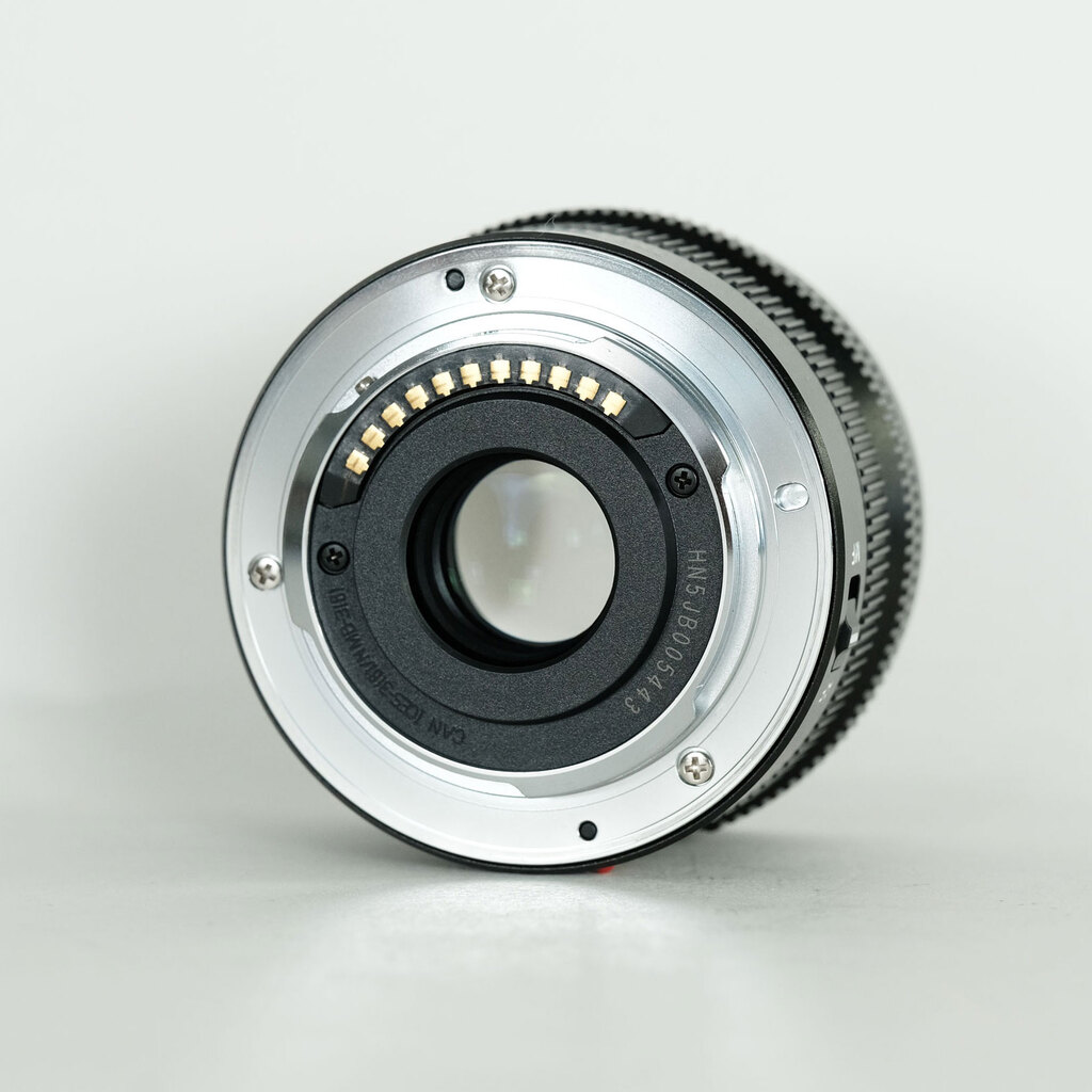 Panasonic LEICA DG SUMMILUX 15mm F1.7 ASPH. Panasonic LEICA DG SUMMILUX 15mm F1.7 ASPH.