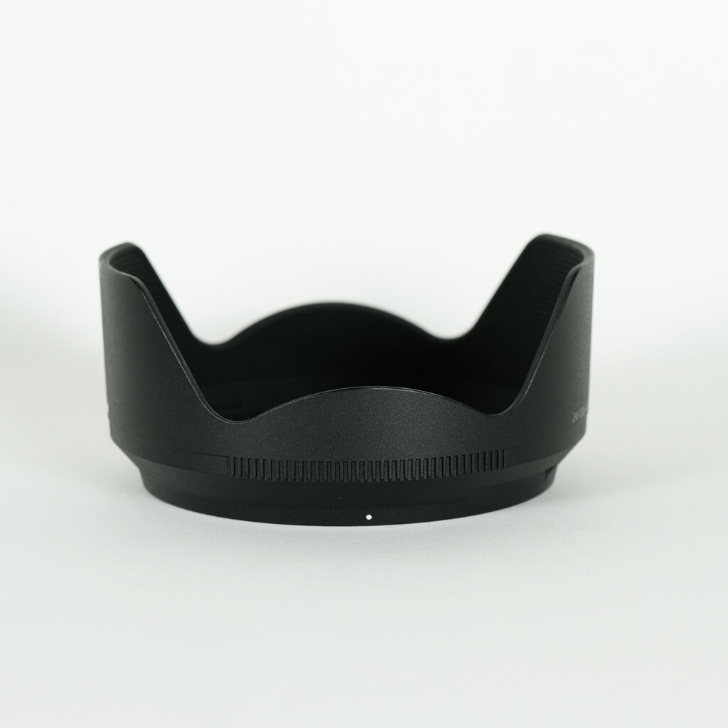 Nikon NIKKOR Z 24-120mm f/4 S Nikon NIKKOR Z 24-120mm f/4 S