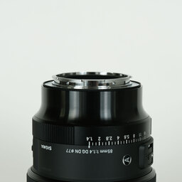 SIGMA 85mm F1.4 DG DN｜Art [ライカL用]