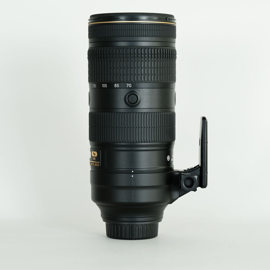 Nikon AF-S NIKKOR 70-200mm f/2.8E FL ED VR Nikon AF-S NIKKOR 70-200mm f/2.8E FL ED VR