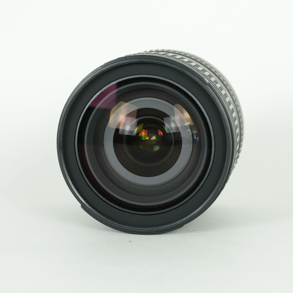 Nikon AF-S DX NIKKOR 16-85mm F3.5-5.6G ED VR Nikon AF-S DX NIKKOR 16-85mm F3.5-5.6G ED VR