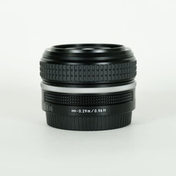 Nikon NIKKOR Z 40mm f/2 Nikon NIKKOR Z 40mm f/2