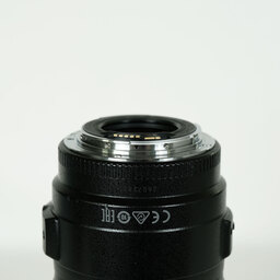 Canon EF70-300mm F4-5.6 IS USM Canon EF70-300mm F4-5.6 IS USM