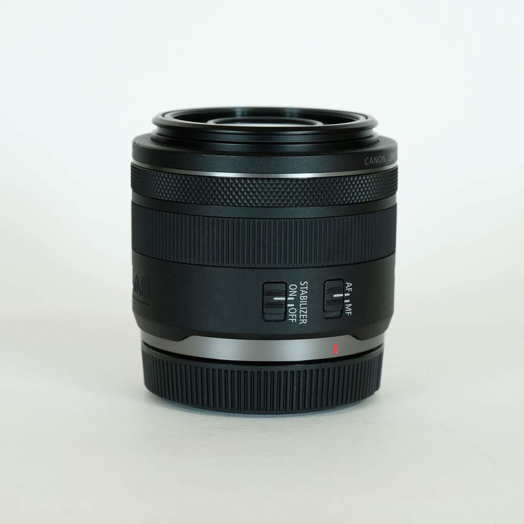 Canon RF35mm F1.8 MACRO IS STM