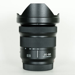 Panasonic LUMIX S 20-60mm F3.5-5.6 Panasonic LUMIX S 20-60mm F3.5-5.6