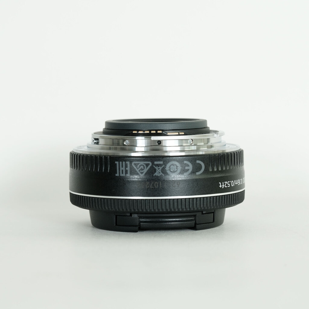 Canon EF-S24mm F2.8 STM Canon EF-S24mm F2.8 STM