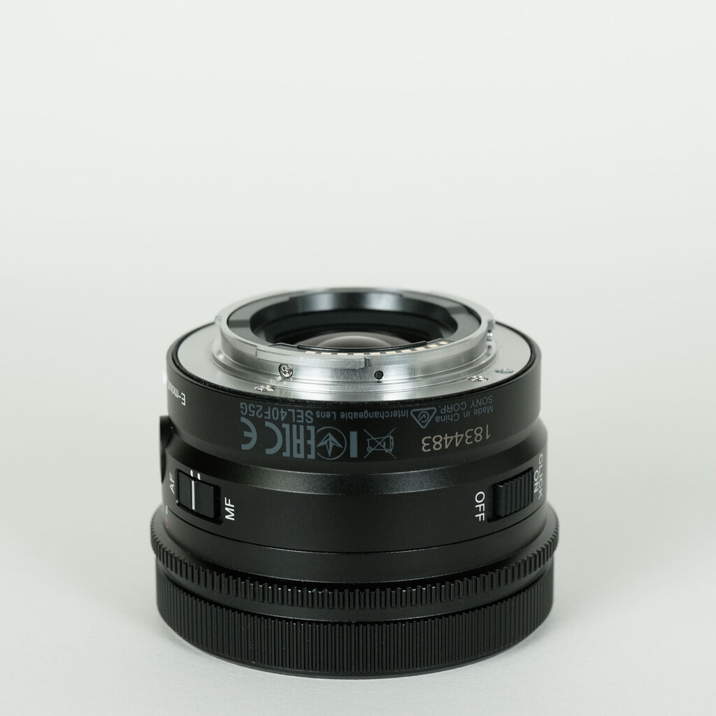 SONY FE 40mm F2.5 G SEL40F25G SONY FE 40mm F2.5 G SEL40F25G